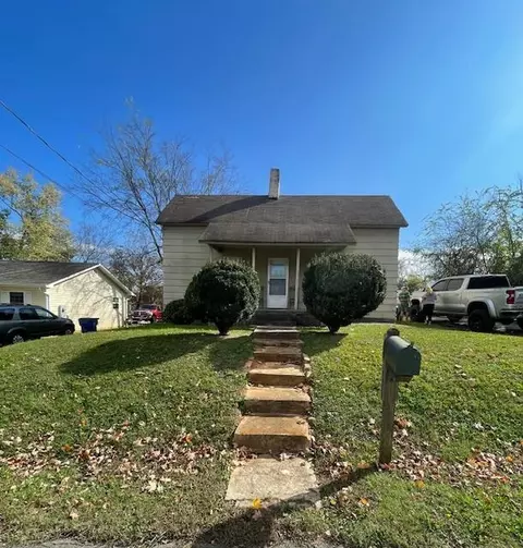 993 King Edward Ave SE, Cleveland, TN 37311