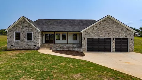 212 Terry Ln, Madisonville, TN 37354