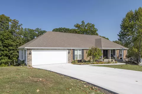 148 Tucker Chase Ct, Evensville, TN 37332