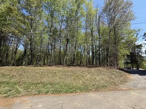 APT 23 Phillips Drive, Rockwood, TN 37854