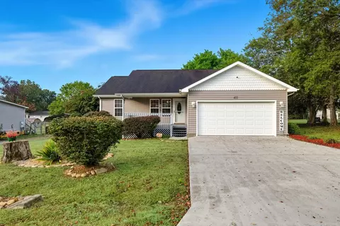 411 Sockhill Ave, Englewood, TN 37329