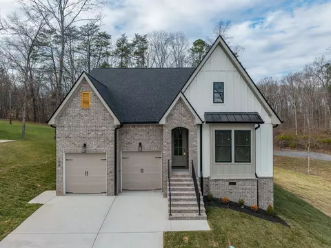 106 Opal Trl NW, Cleveland, TN 37312