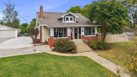 621 Highland Ave NW, Cleveland, TN 37311