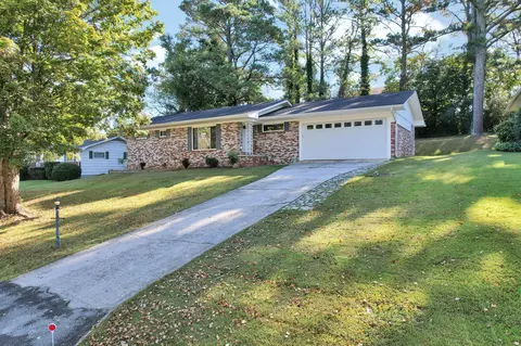 3010 Clearwater Dr NE, Cleveland, TN 37312