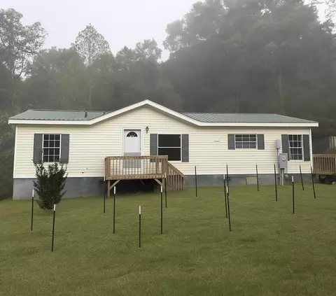 393 Humphreys Rd, Philadelphia, TN 37846