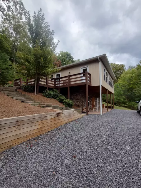121 Polly Wally Rd, Ocoee, TN 37361