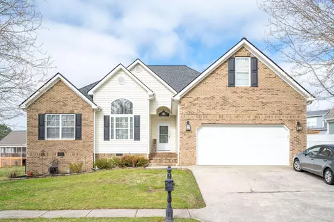 18 Avenue Of The Oaks, Rock Spring, GA 30739