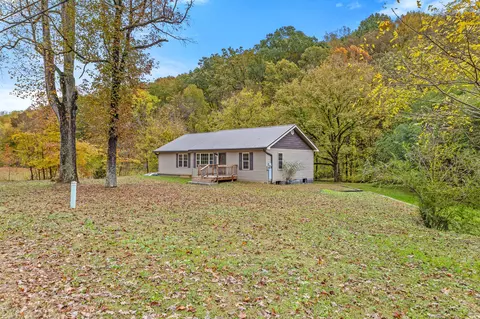 152 Keylon Dr, Harriman, TN 37748