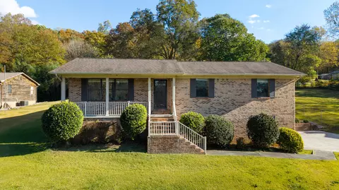 206 Circle Dr NE, Cleveland, TN 37312