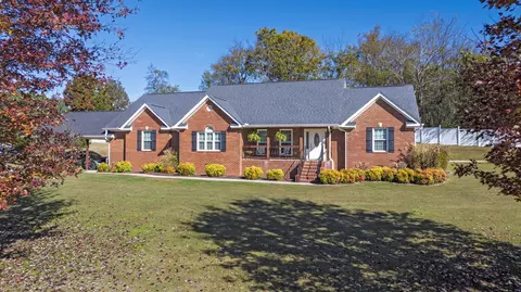 201 Twin Meadows Dr, Dayton, TN 37321
