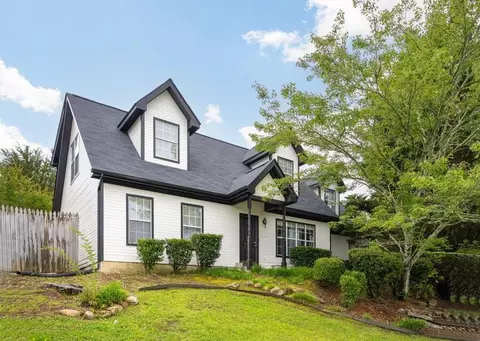 131 Brently Woods Dr, Chattanooga, TN 37421