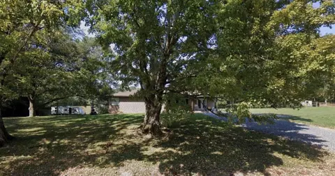 842 Kile Lake Rd SE, Cleveland, TN 37323