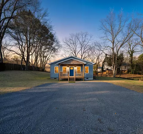 432 Englewood Rd, Madisonville, TN 37354