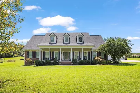 2562 Double S Rd, Dayton, TN 37321