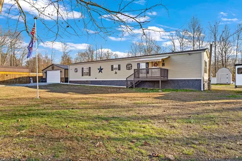 3786 Sweetwater Vonore Rd, Sweetwater, TN 37874