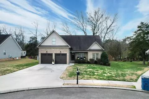 619 Thoroughbred Dr NW, Cleveland, TN 37312