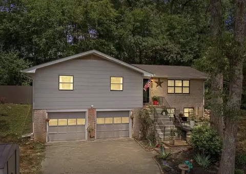 209 Cinderella Dr, Flintstone, GA 30725