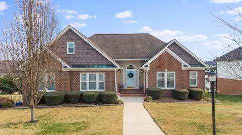 245 Bartlett Cir NE, Cleveland, TN 37312