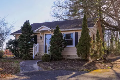 101 Dogwood Dr, Athens, TN 37303