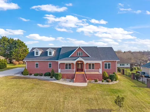 504 Lynnwood Dr, Athens, TN 37303