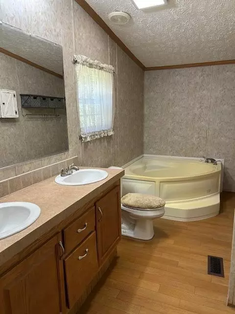 219 Womble Rd, Farner, TN 37333 photo 13