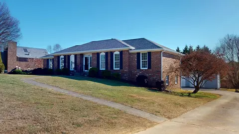3960 Bow St NE, Cleveland, TN 37312