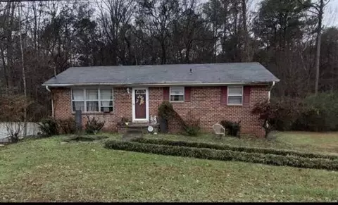 5103 Lake Circle Dr NE, Cleveland, TN 37312
