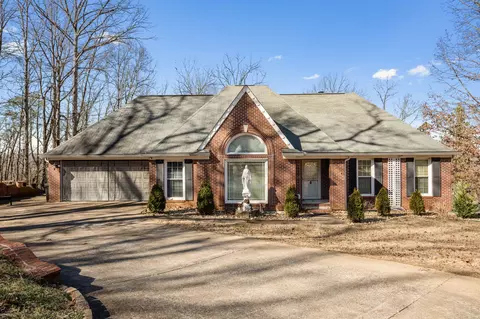 1651 Flagstone Pt NW, Cleveland, TN 37312