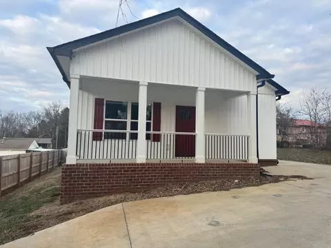 2651 Rogers Dr SE, Cleveland, TN 37323