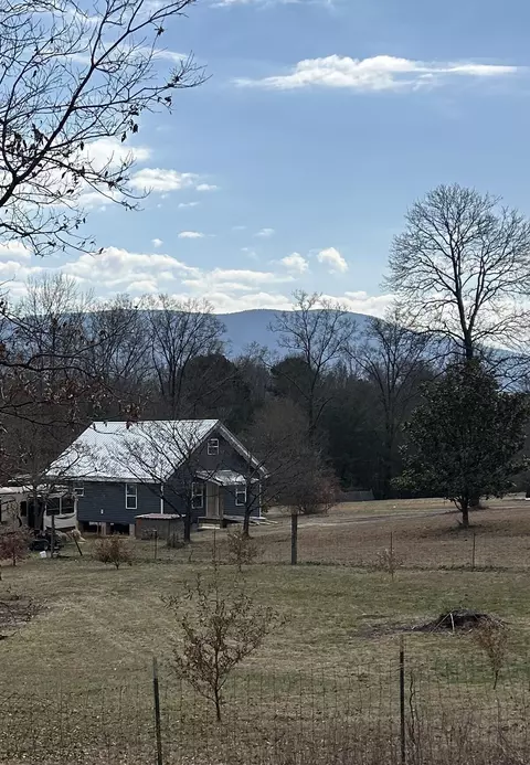 152 Payne Rd, Delano, TN 37325