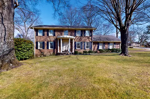 4709 Ridge Crest Rd, Hixson, TN 37343