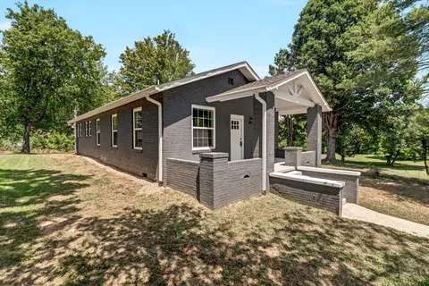 1222 Ohio Ave, Etowah, TN 37331