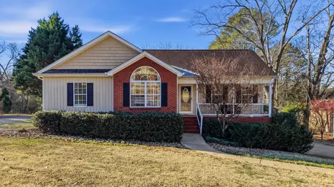210 Hiwassee Dr NE, Charleston, TN 37310
