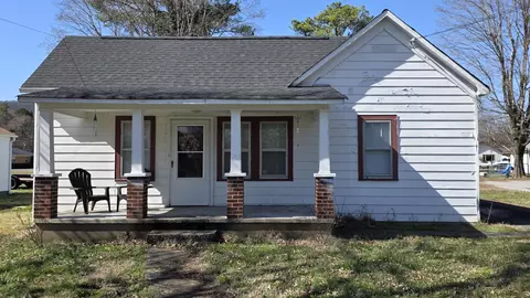 360 Cash St, Spring City, TN 37381