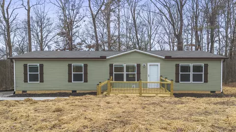 557 Davis Ln, Old Fort, TN 37362