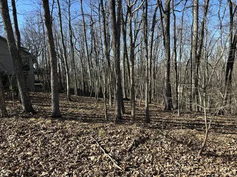 239 Amherst Ln, Crossville, TN 38558