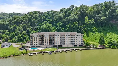3001 River Towne Way, Knoxville, TN 37920