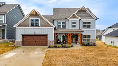 2654 Blue Skies Dr, Ooltewah, TN 37363
