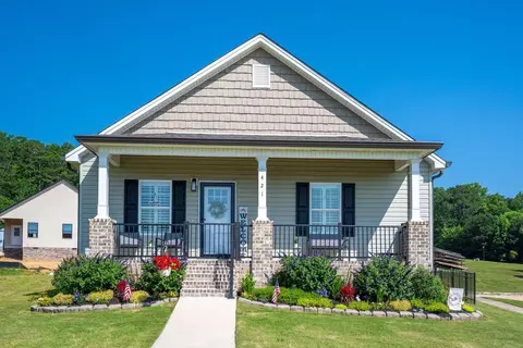 421 Coahulla Creek Dr, Dalton, GA 30721