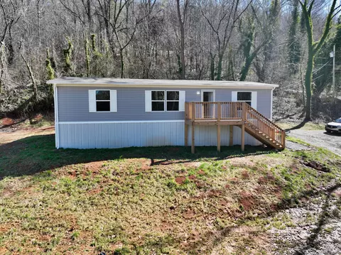 736 Mahoney Rd, Oliver Springs, TN 37840