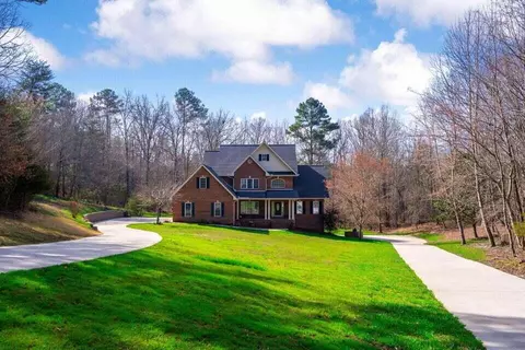153 Nix Rd, Dunlap, TN 37327