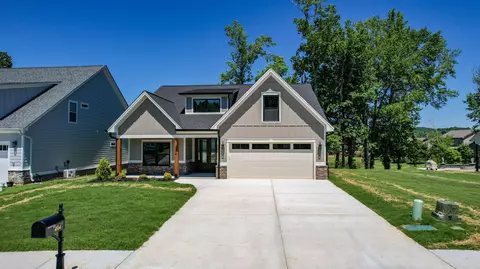 4854 Grove Park Dr NE, Cleveland, TN 37312