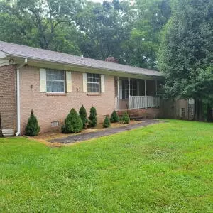 707 Brayton Rd, Graysville, TN 37338
