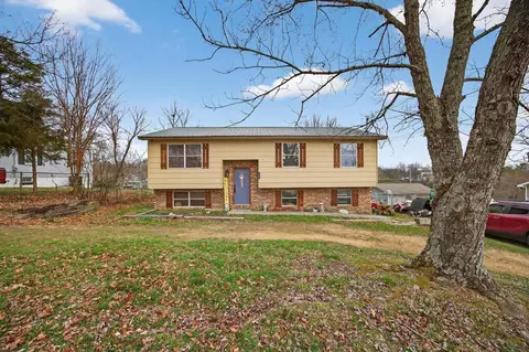 230 SE Fairview Dr SE, Cleveland, TN 37323