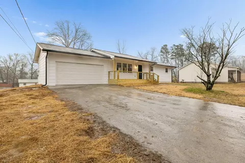 1847 Wayfarer Dr SE, Cleveland, TN 37323