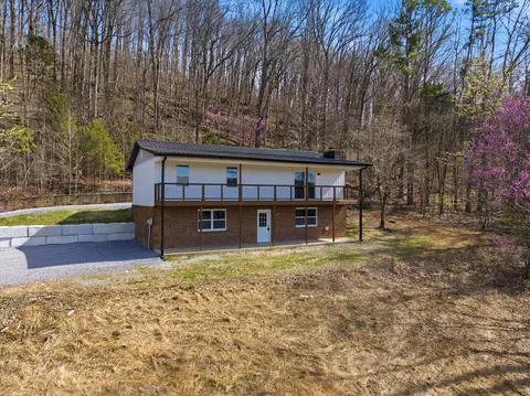 141 County Road 112, Athens, TN 37303