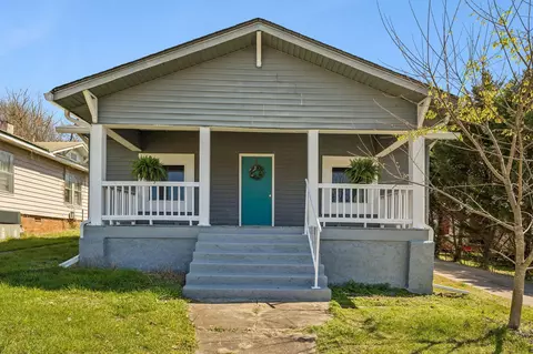 527 Washington Ave, Etowah, TN 37331
