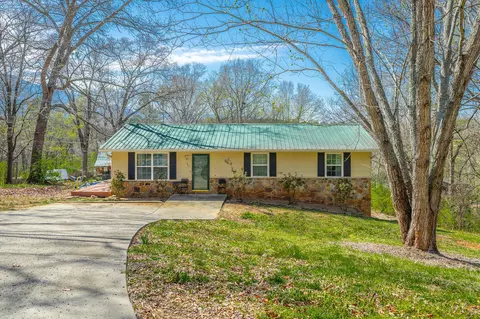 182 Woodbine Dr, Benton, TN 37307