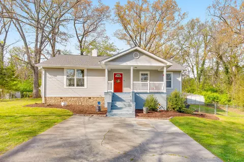 223 Ivy St, Rossville, GA 30741