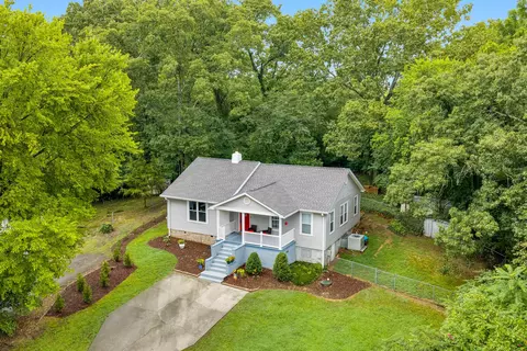 223 Ivy St, Rossville, GA 30741